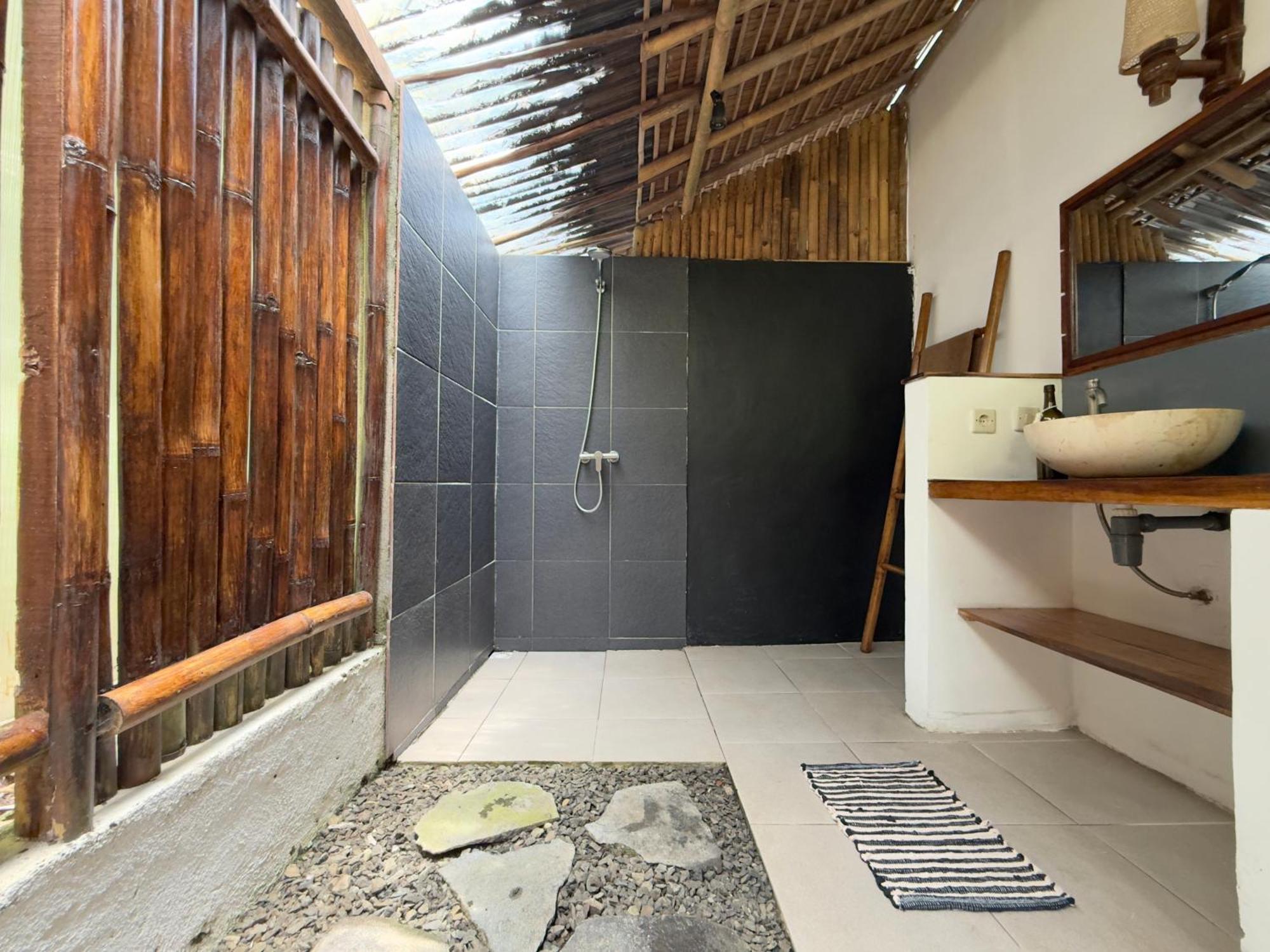 Rnv Eco Resort Bungalows Batukaras Екстер'єр фото