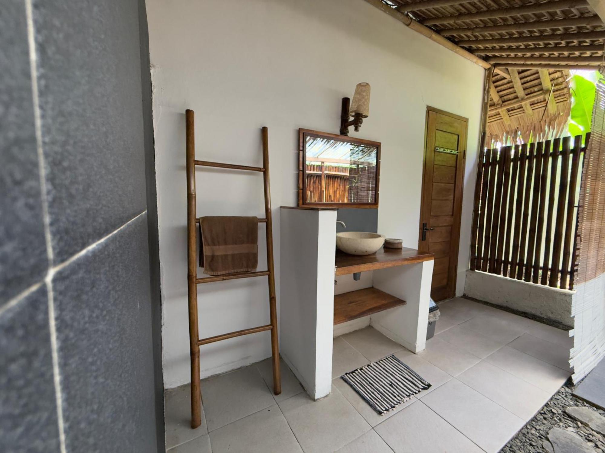 Rnv Eco Resort Bungalows Batukaras Екстер'єр фото