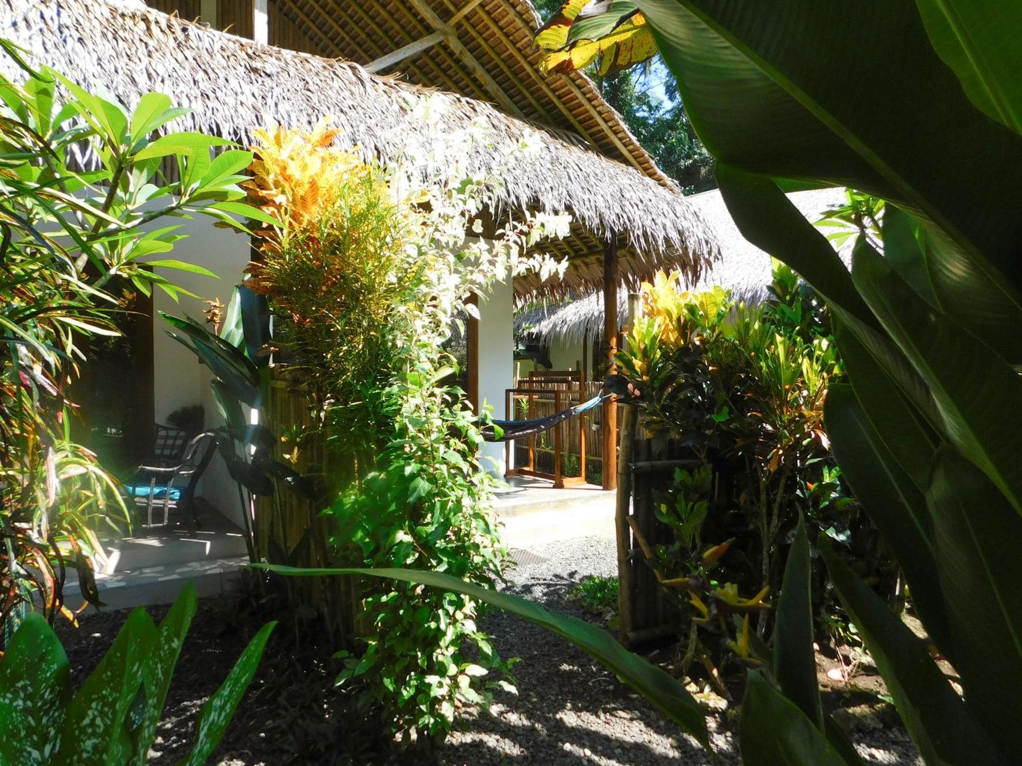 Rnv Eco Resort Bungalows Batukaras Екстер'єр фото